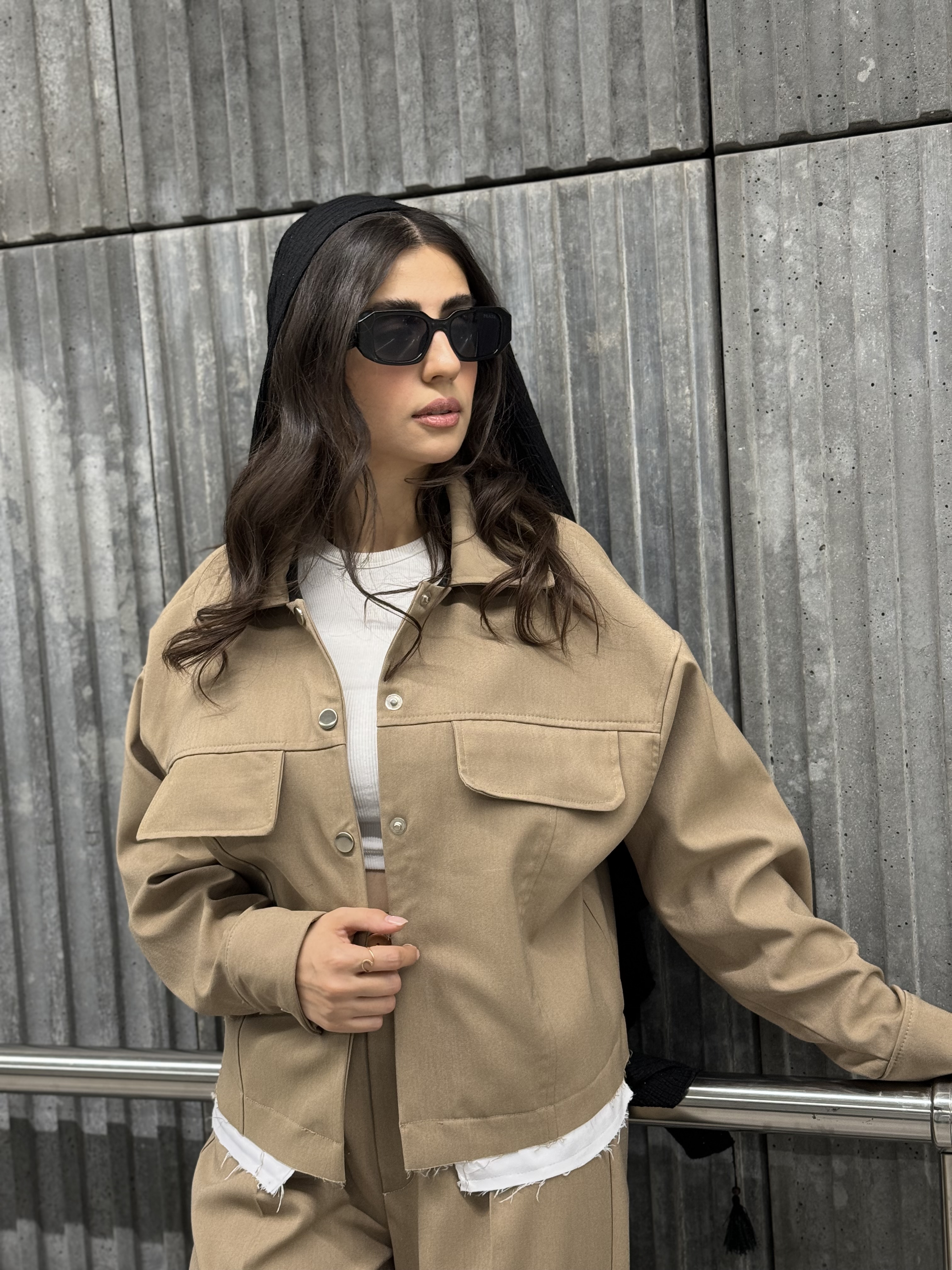 ترنچ کت کتان زارا با آستر نسکافه ای
